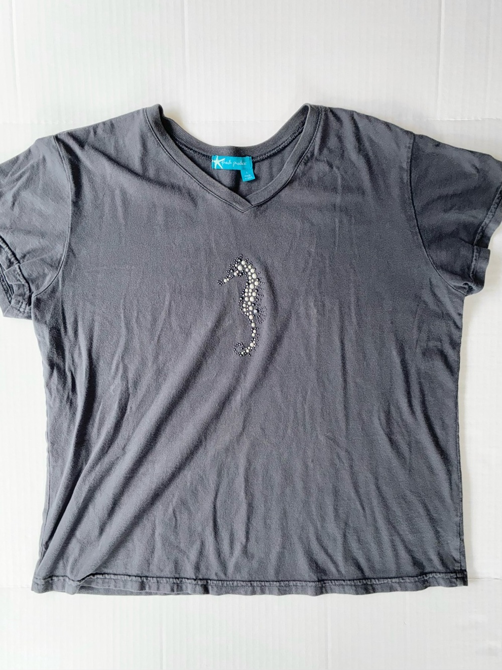 Fresh Produce Women’s Gray Cotton V-Neck T-Shirt Rhinestone Seahorse Size Large